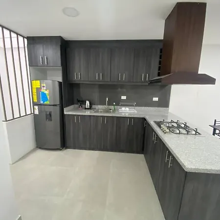 Lindo Departamento Cerca Del Centro De La Ciudad Apartment Cuenca Exterior photo