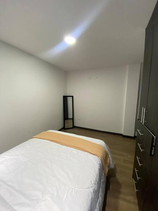 Lindo Departamento Cerca Del Centro De La Ciudad Apartment Cuenca